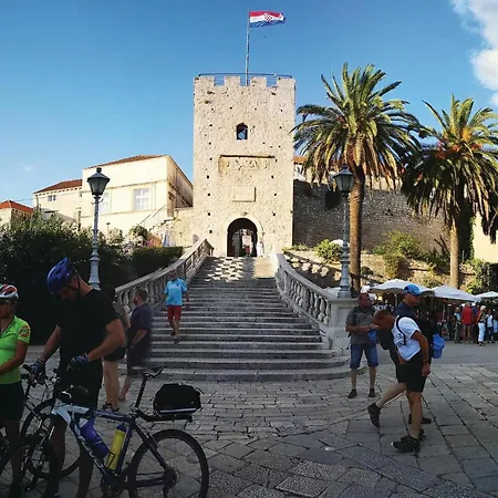 Semesterbostad Cozy In Prizba, Blato