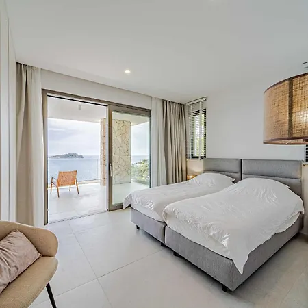Cozy In Prizba, Blato Holiday home *