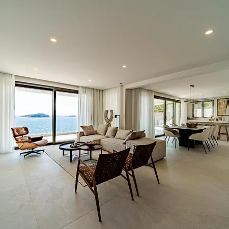 Semesterbostad Cozy In Prizba, Blato Prizba