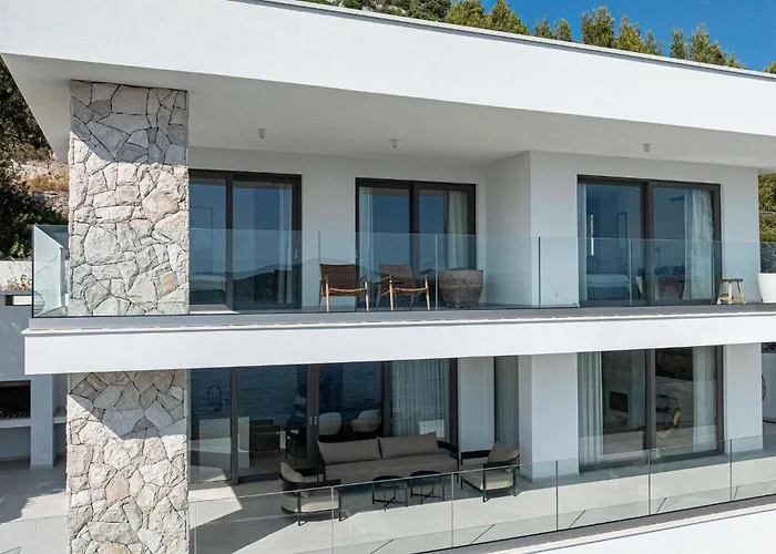 Cozy Home In Prizba, Blato *